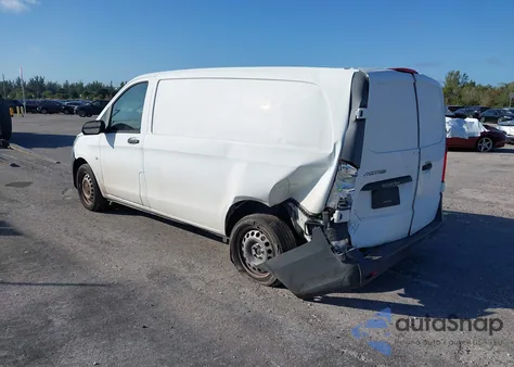 2017 Mercedes-Benz Metris z USA, uszkodzony, nr VIN WD3PG2EA3H3217098